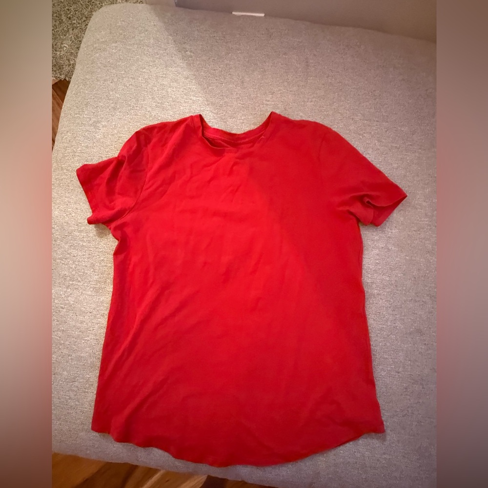 Lululemon Tee!